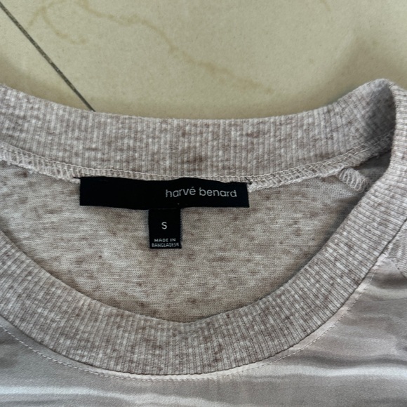 Gray Patterned Women's Top - Picture 3 of 3